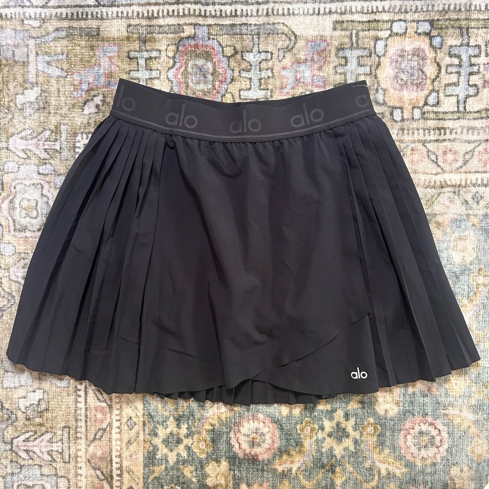 SOLD - ALO Yoga Black Ace Skirt